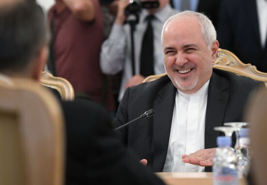 Встреча глав МИД РФ и Ирана С. Лаврова и М. Зарифа