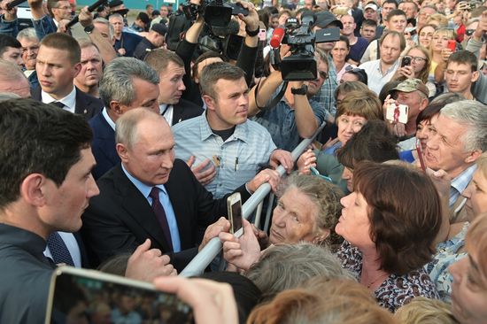 Рабочая поездка президента РФ В. Путина в Сибирский федеральный округ