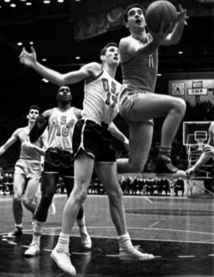 Финальный матч по баскетболу СССР-США в Токио