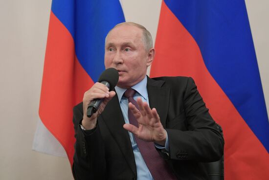 Рабочая поездка президента РФ В. Путина в Сибирский федеральный округ