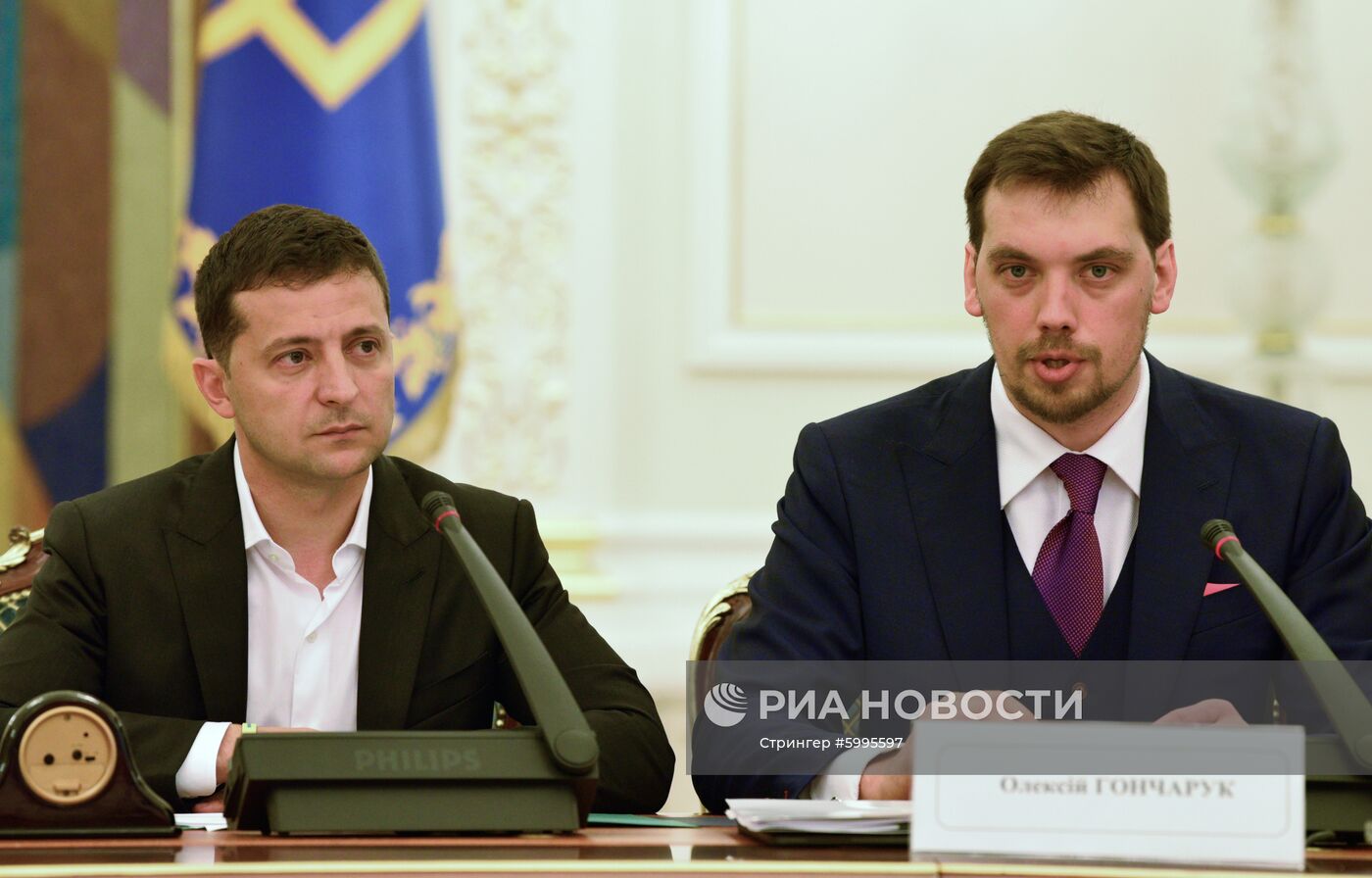 Встреча В. Зеленского с представителями рады и кабинета министров Украины