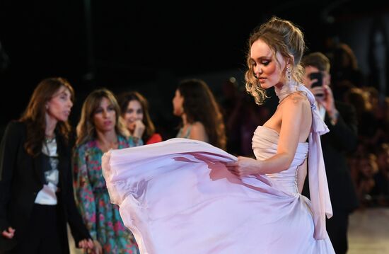 76-й Венецианский кинофестиваль. День шестой