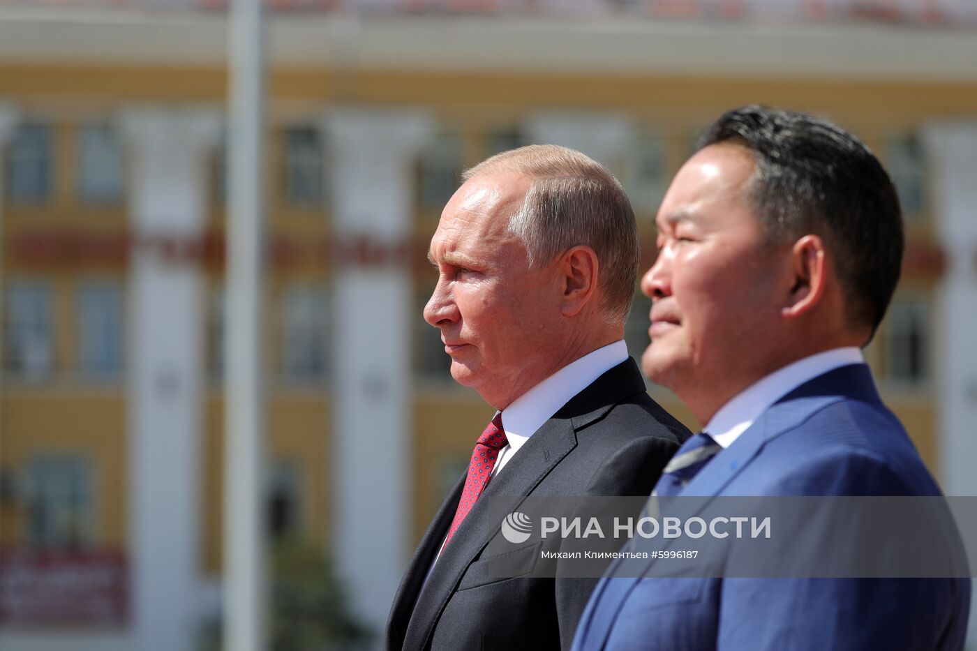 Официальный визит президента РФ В. Путина в Монголию