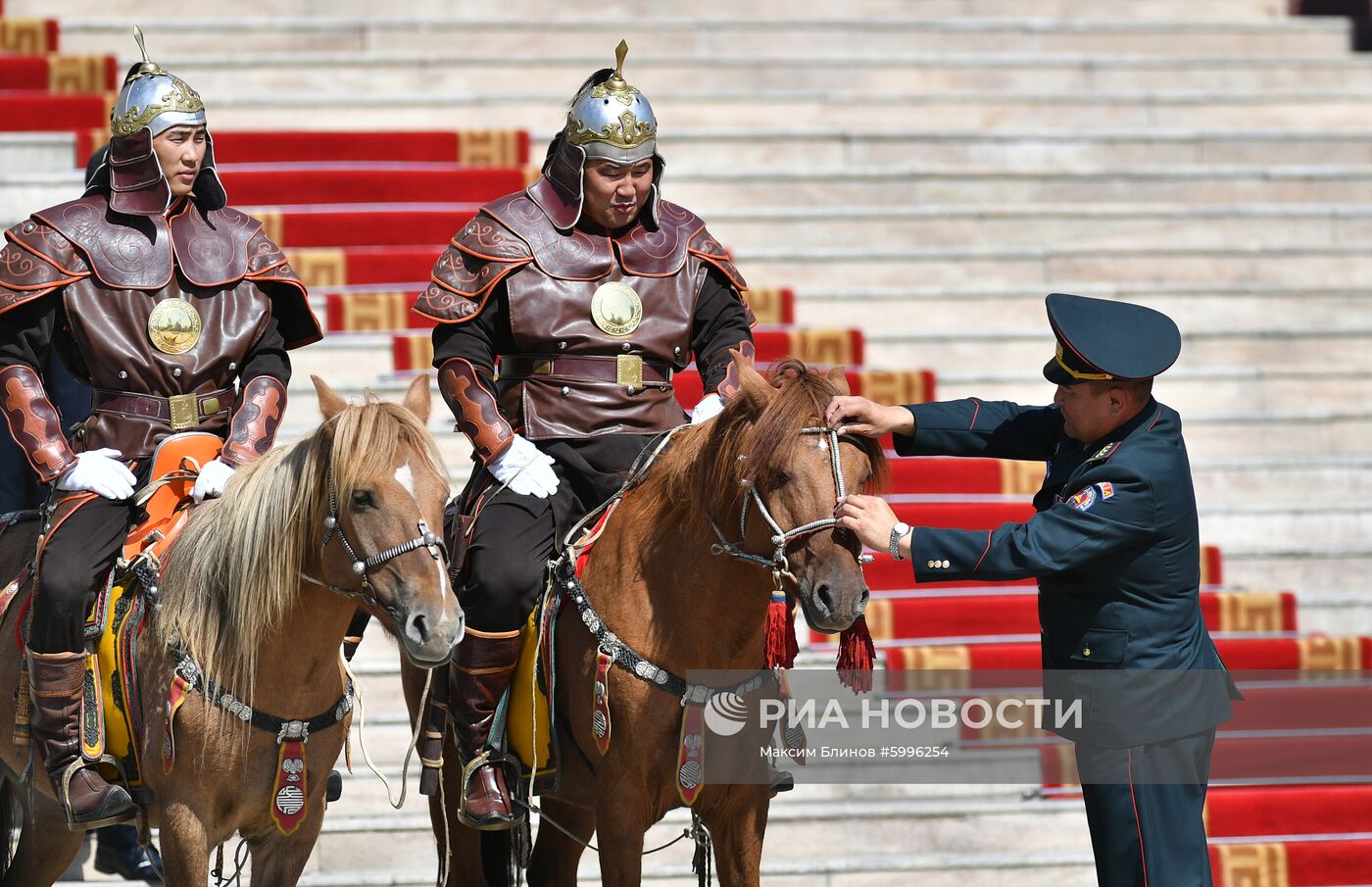 Официальный визит президента РФ В. Путина в Монголию