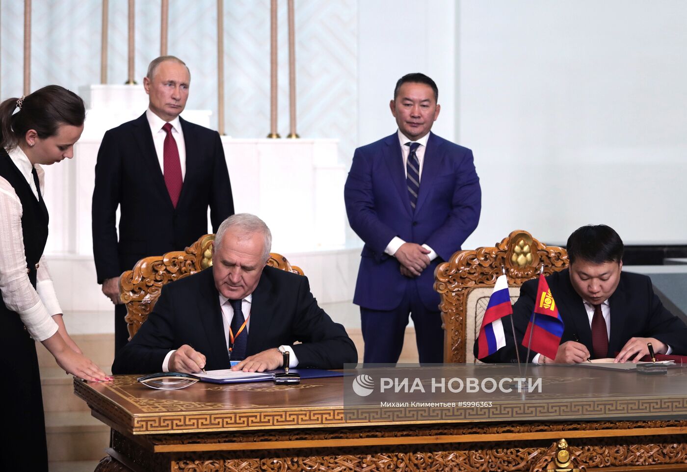 Официальный визит президента РФ В. Путина в Монголию