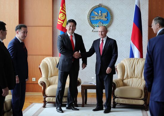 Официальный визит президента РФ В. Путина в Монголию