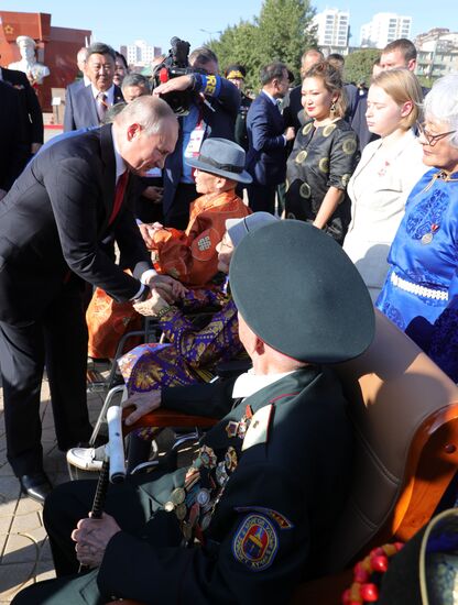 Официальный визит президента РФ В. Путина в Монголию