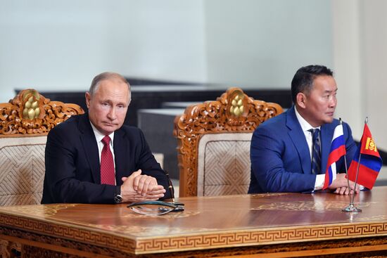 Официальный визит президента РФ В. Путина в Монголию