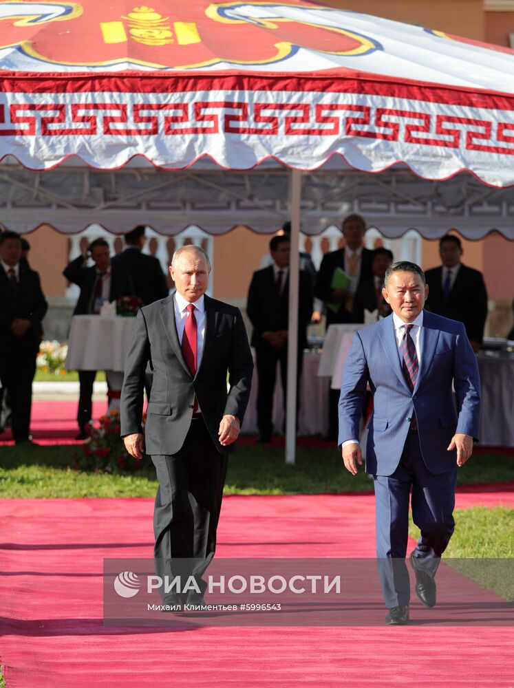 Официальный визит президента РФ В. Путина в Монголию