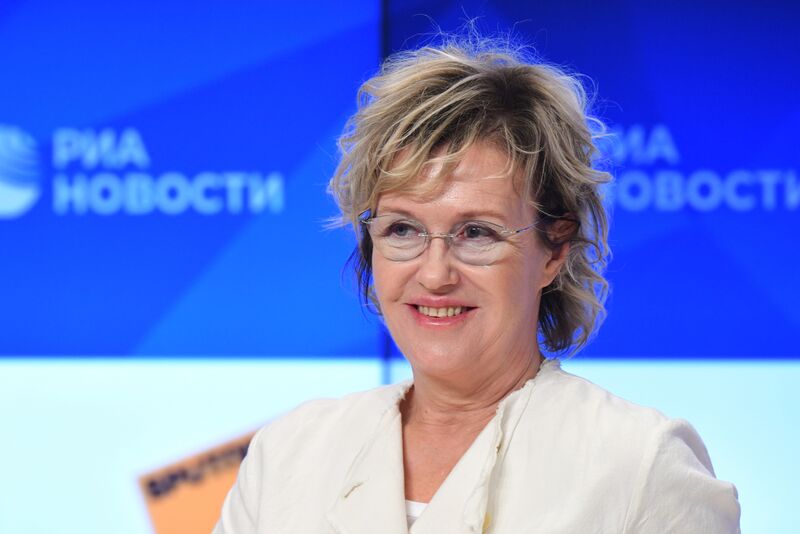 22 июля  - Ирина Розанова - 65-летие