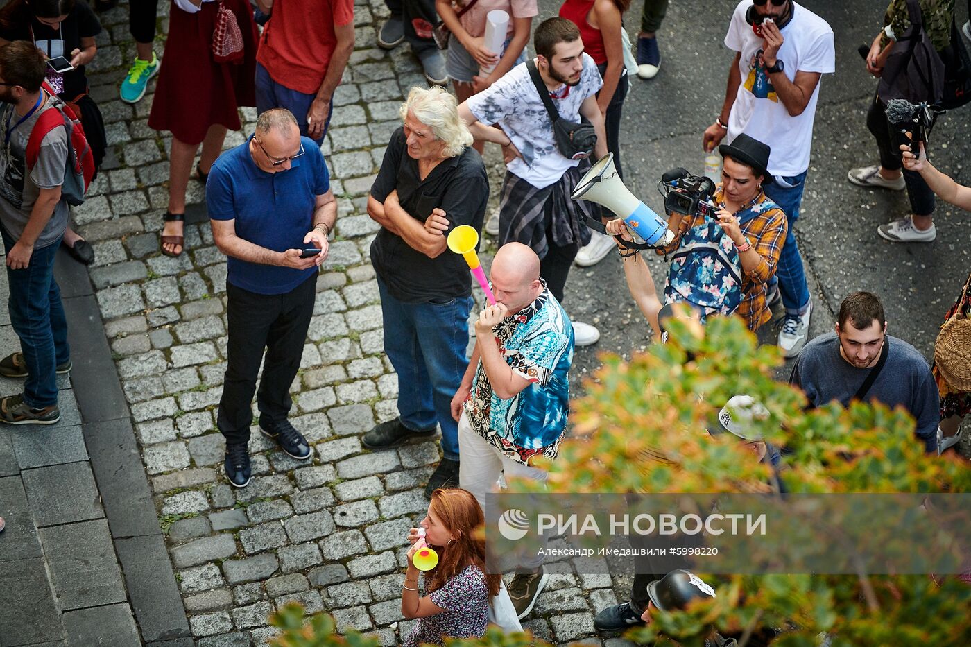 Акция в Тбилиси против назначения премьер-министром Г. Гахарии