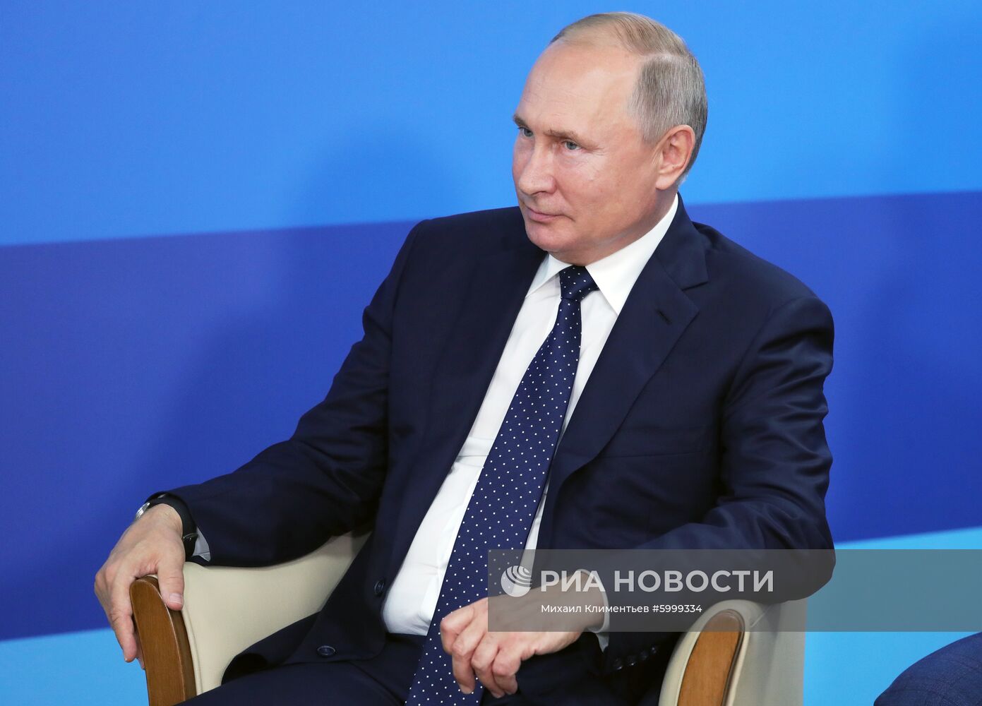 Президент РФ В. Путин принял участие в работе Восточного экономического форума