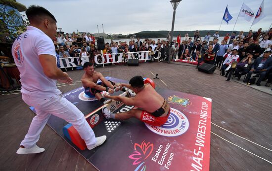 Международный турнир по мас-рестлингу во Владивостоке