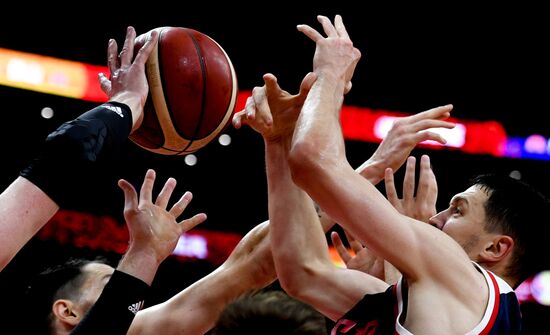 Баскетбол. Чемпионат мира. Мужчины. Матч Польша - Россия