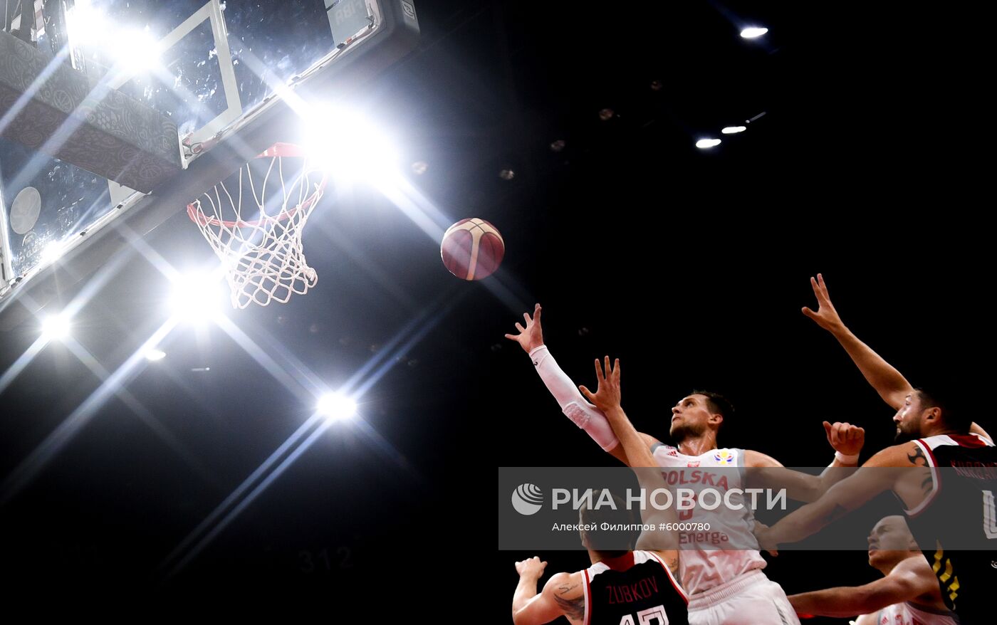 Баскетбол. Чемпионат мира. Мужчины. Матч Польша - Россия