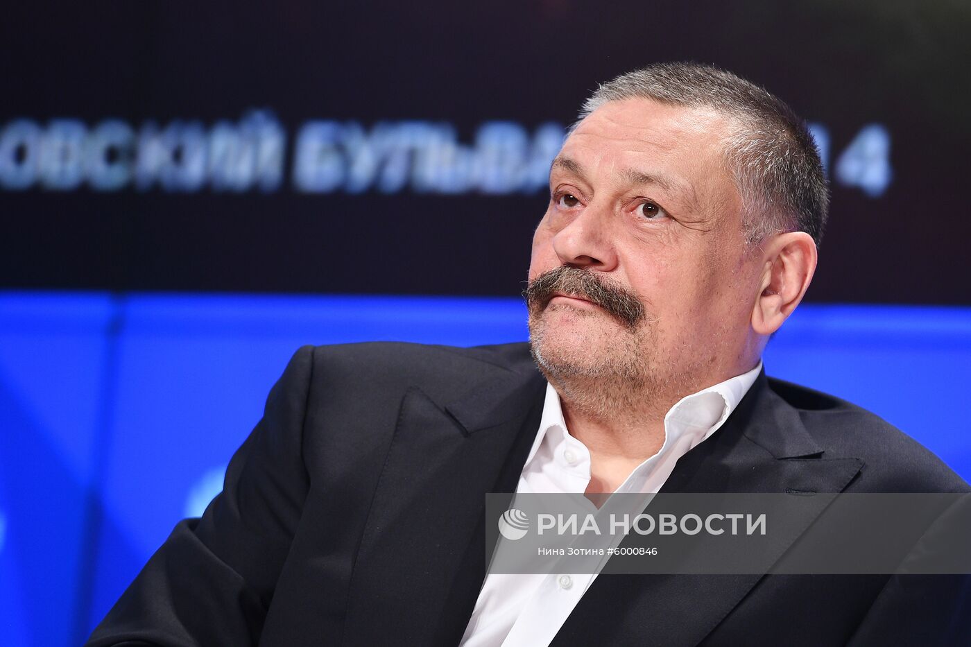 Творческая встреча с создателями фильма "Дикая лига" 