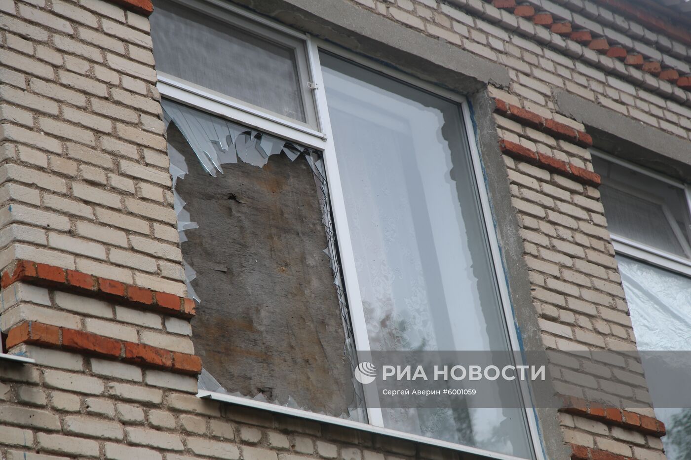 Последствия обстрела в Донецкой области