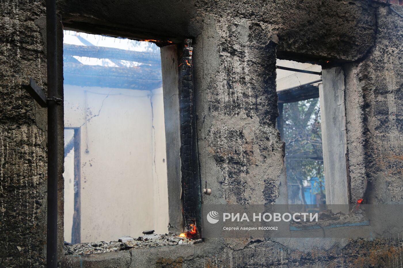 Последствия обстрела в Донецкой области