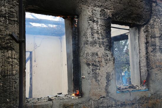 Последствия обстрела в Донецкой области