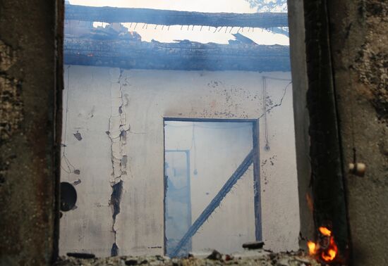 Последствия обстрела в Донецкой области