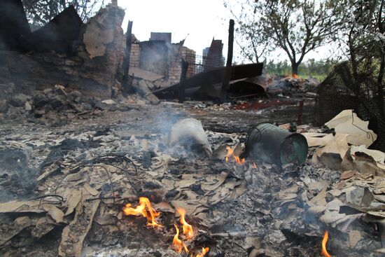 Последствия обстрела в Донецкой области
