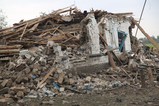 Последствия обстрела в Донецкой области