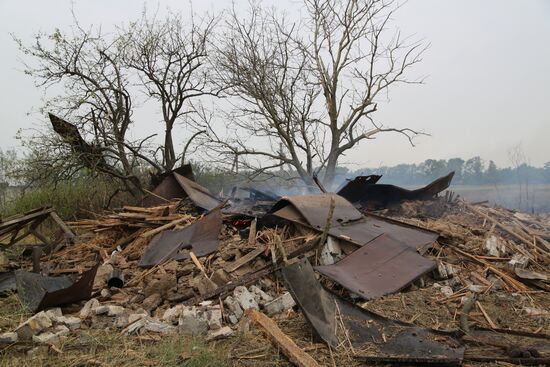 Последствия обстрела в Донецкой области