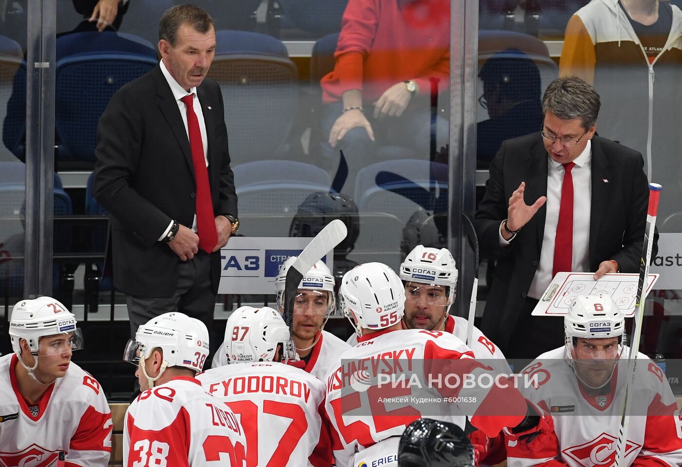 Хоккей. КХЛ. Матч "Динамо" (Москва) - "Спартак"