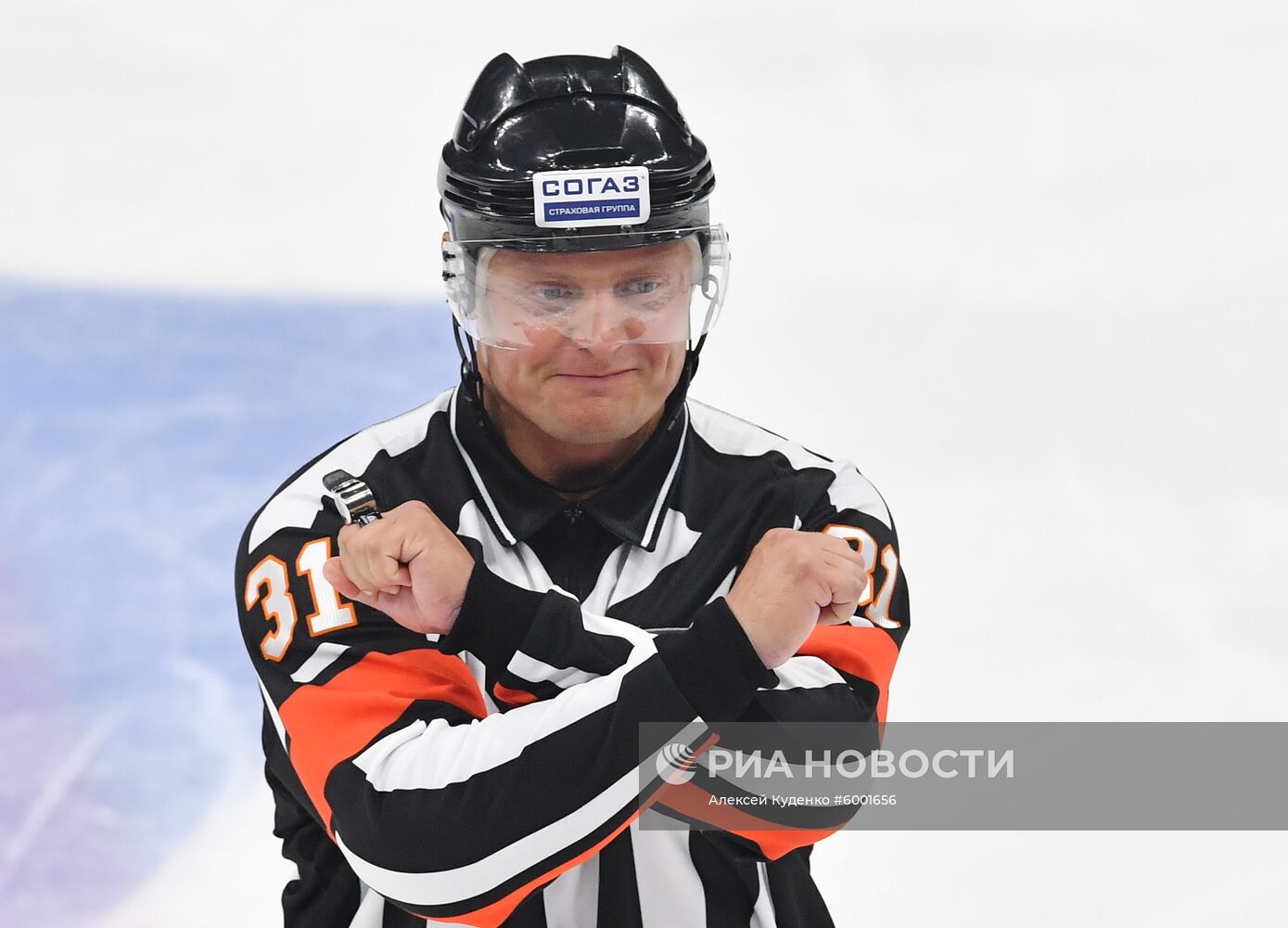 Хоккей. КХЛ. Матч "Динамо" (Москва) - "Спартак"