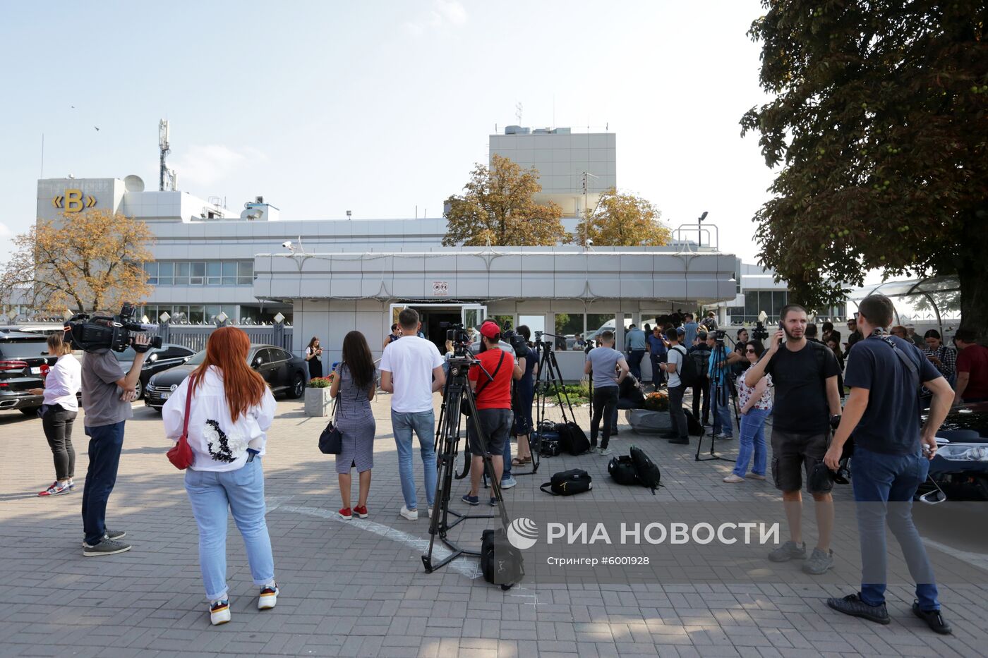 Журналисты в аэропорту Борисполя