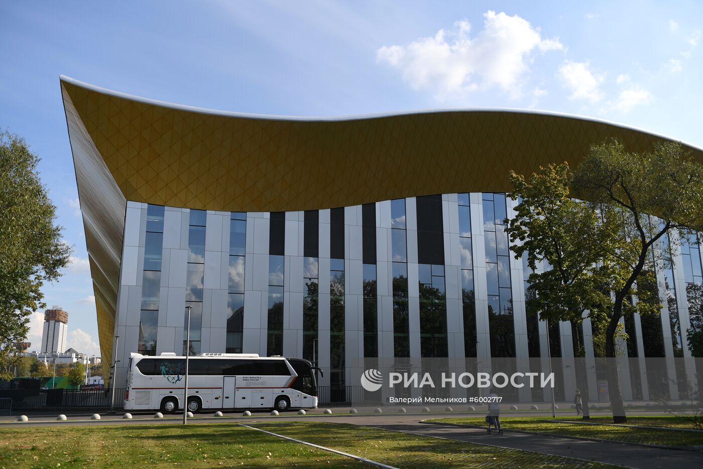 Президент РФ В. Путин посетил олимпийский комплекс "Лужники" в Москве