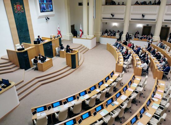 Внеочередное заседание парламента Грузии