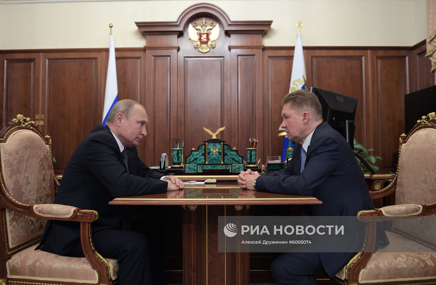 Президент РФ В. Путин встретился с главой "Газпрома" А. Миллером