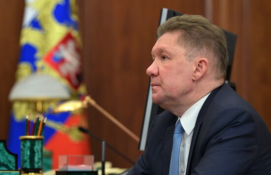 Президент РФ В. Путин встретился с главой "Газпрома" А. Миллером