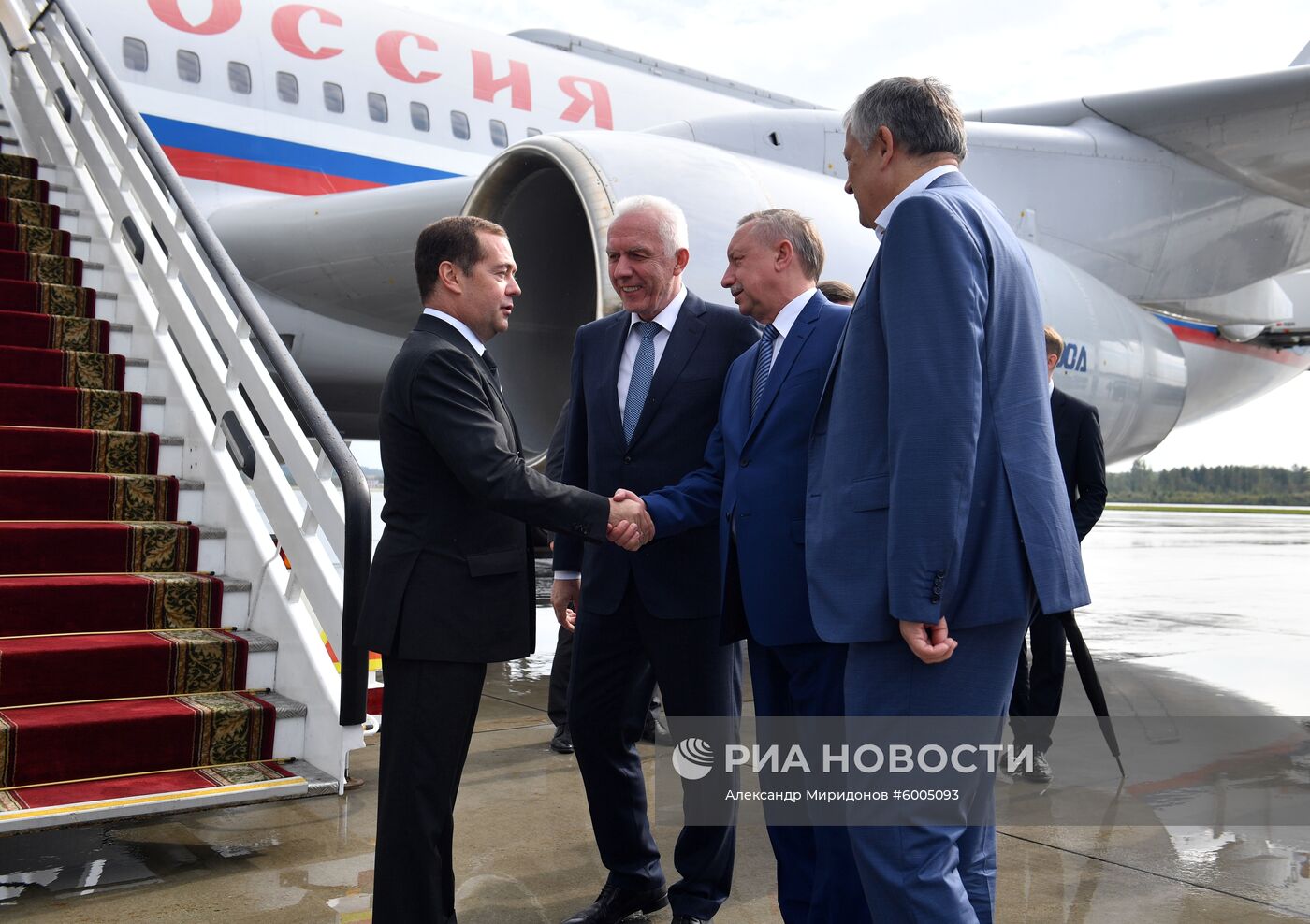 Рабочая поездка премьер-министра РФ Д. Медведева в Санкт-Петербург