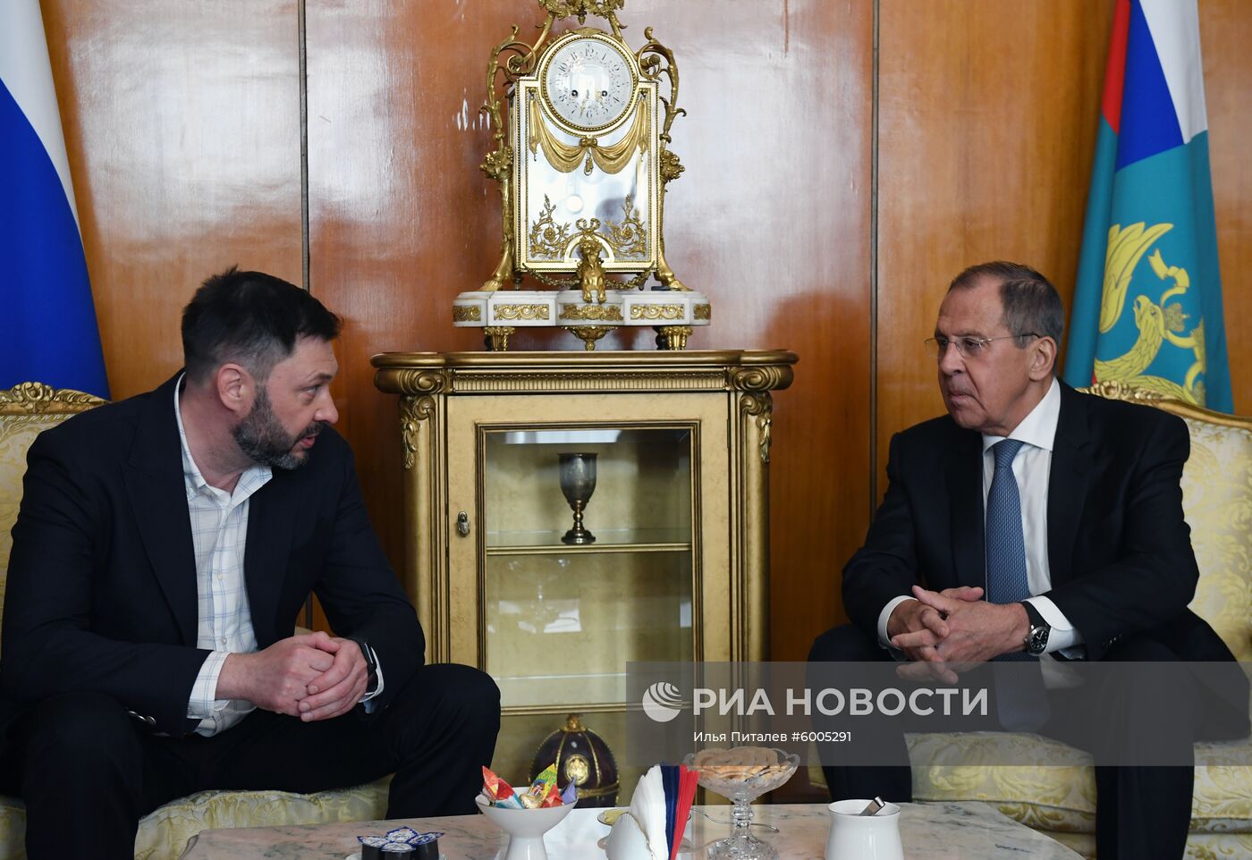 Встреча главы МИД РФ С. Лаврова с К. Вышинским