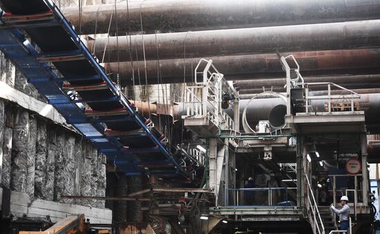 Запуск тоннелепроходческого щита станции БКЛ "Карамышевская" в Москве