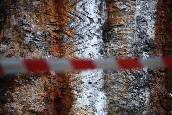 Запуск тоннелепроходческого щита станции БКЛ "Карамышевская" в Москве