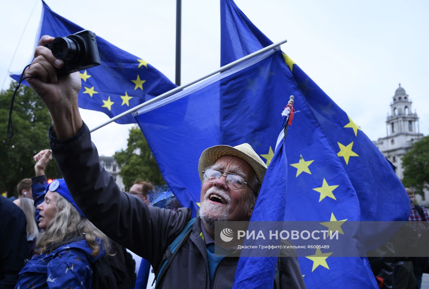 Акция в Лондоне против приостановки работы парламента