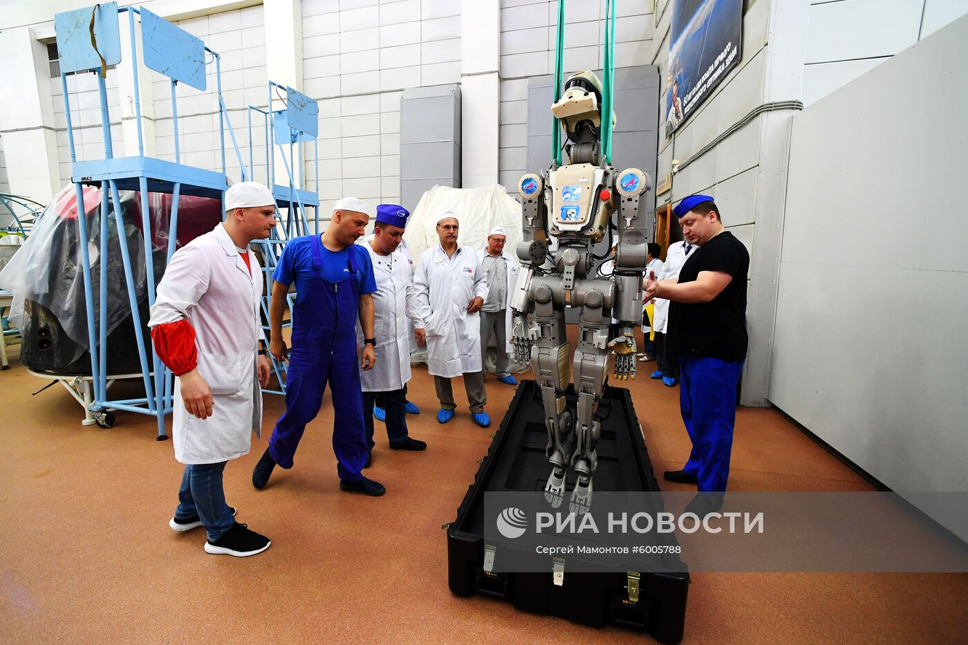Робот "Федор" после полета на МКС