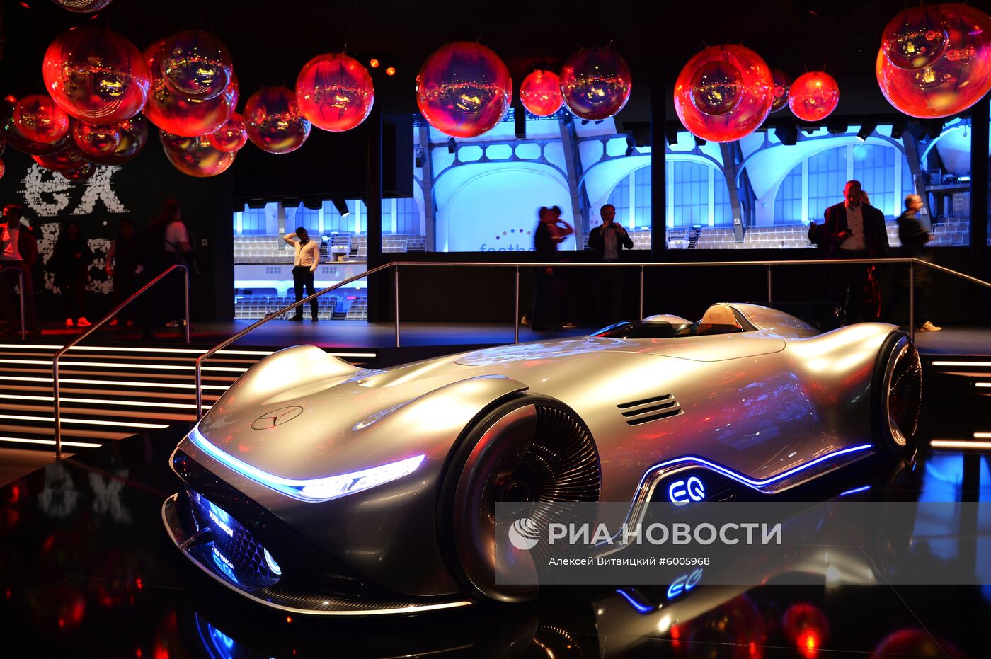 Международный автомобильный салон во Франкфурте. День первый