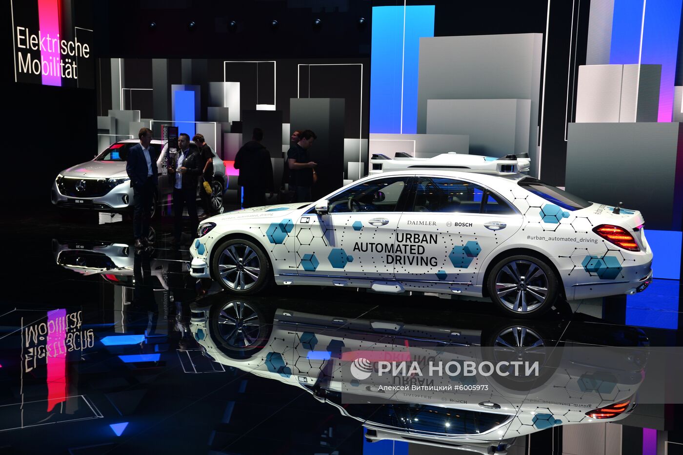 Международный автомобильный салон во Франкфурте. День первый