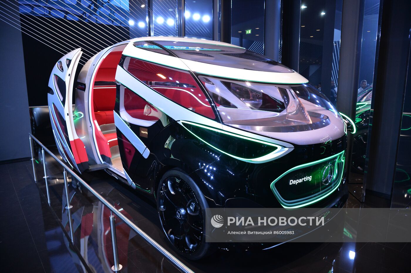 Международный автомобильный салон во Франкфурте. День первый