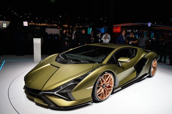 Международный автомобильный салон во Франкфурте. День первый