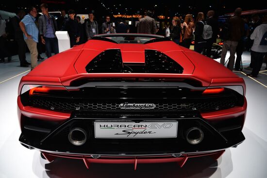 Международный автомобильный салон во Франкфурте. День первый