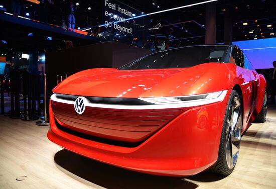 Международный автомобильный салон во Франкфурте. День первый