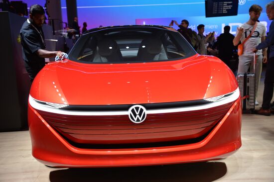 Международный автомобильный салон во Франкфурте. День первый