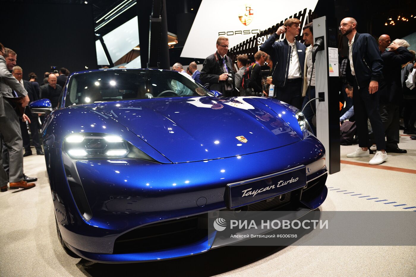 Международный автомобильный салон во Франкфурте. День первый