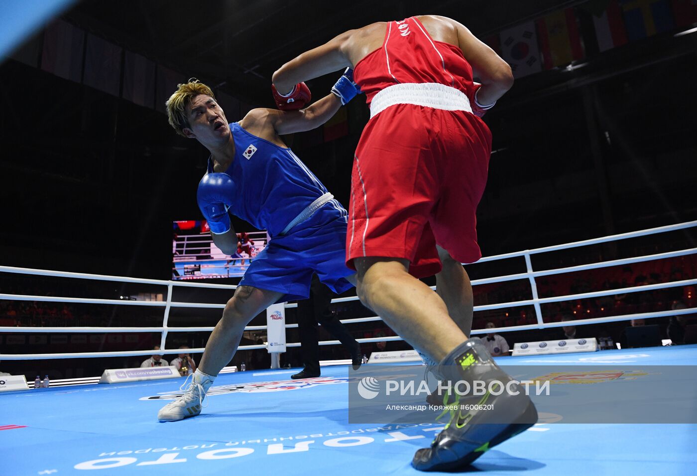 Бокс. Чемпионат мира. Мужчины. Второй день