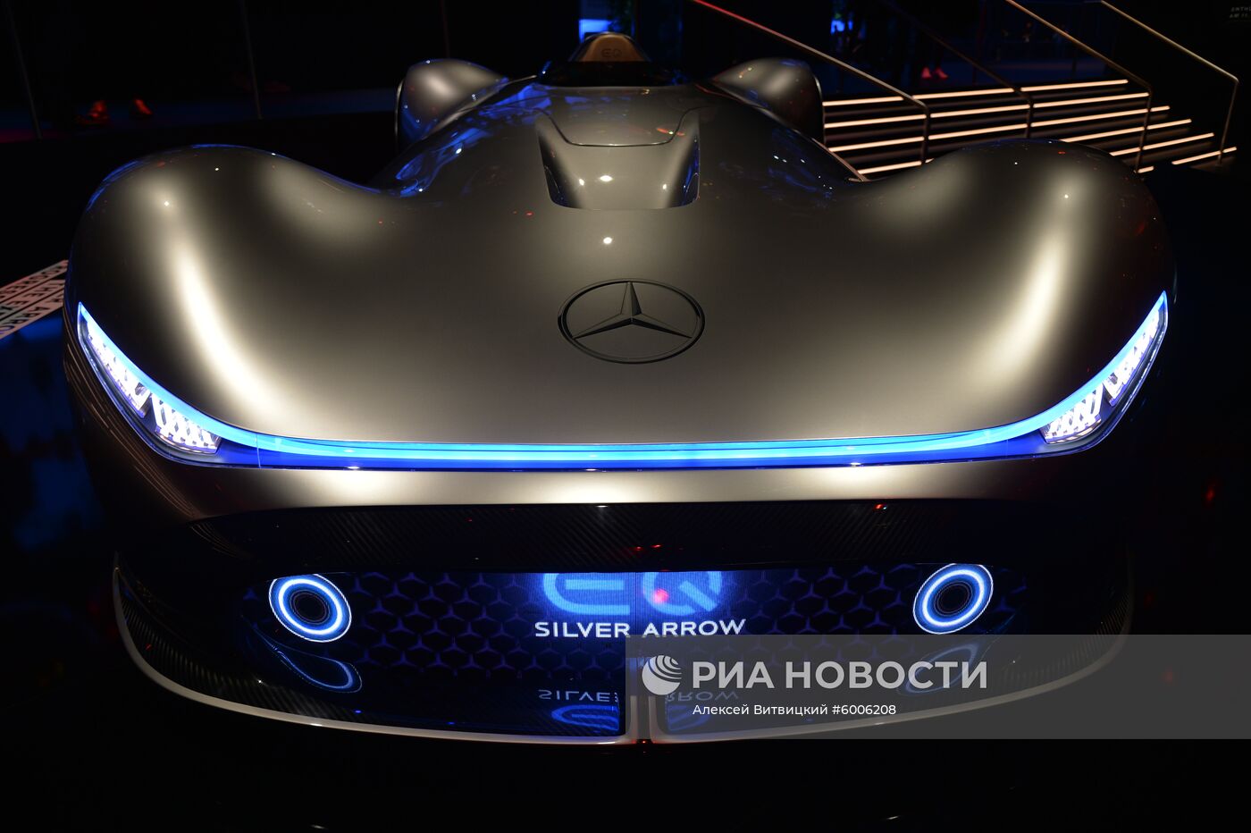 Международный автомобильный салон во Франкфурте. День первый